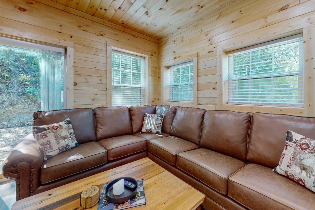 Whiskey Barrel Retreat Villa Sevierville Exterior photo