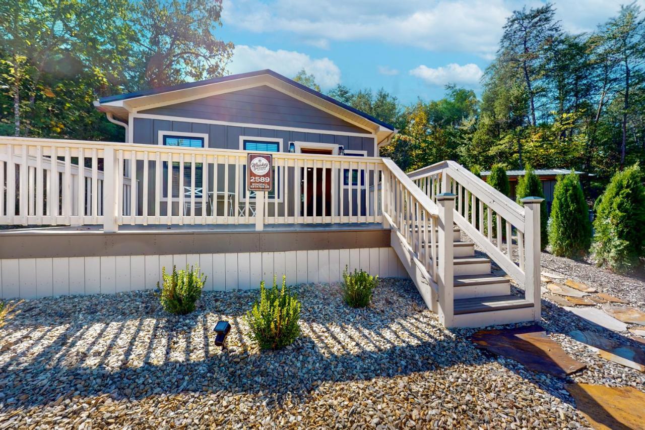 Whiskey Barrel Retreat Villa Sevierville Exterior photo