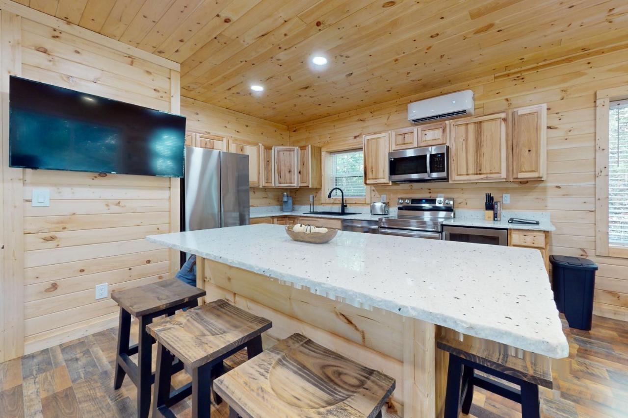 Whiskey Barrel Retreat Villa Sevierville Exterior photo