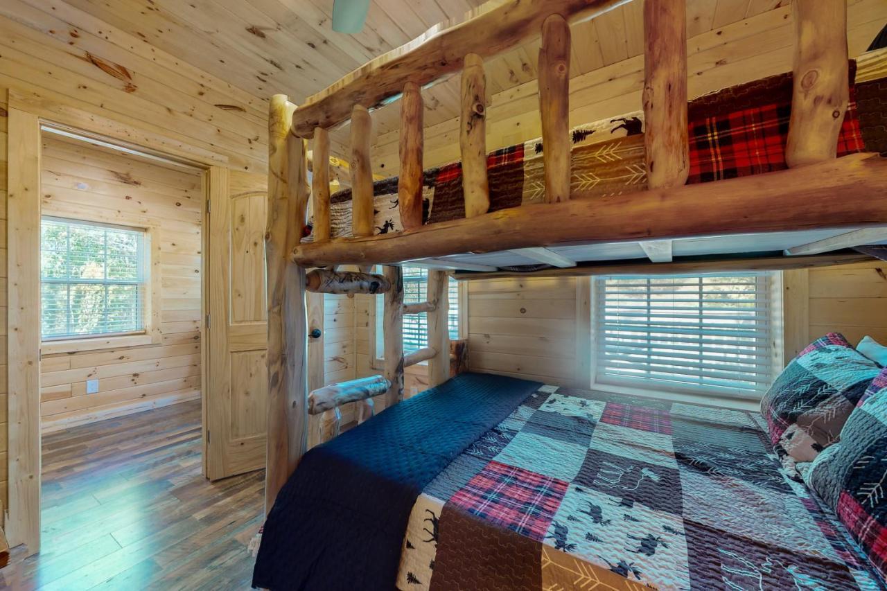 Whiskey Barrel Retreat Villa Sevierville Exterior photo